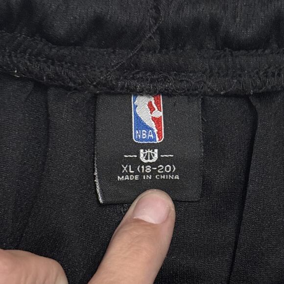 NBA Boys Black Athletic Shorts XL (18-20) - Picture 4 of 5